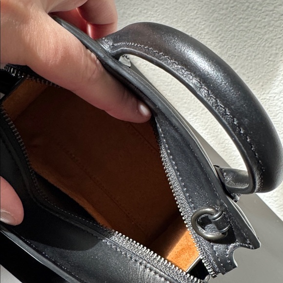 Coach Andrea Mini Carryall - Picture 6 of 9